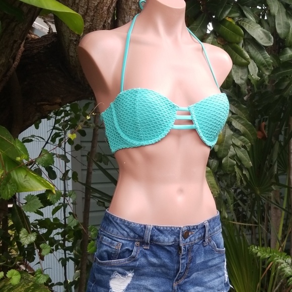 NWT VOLCOM BIKINI TOP - Picture 2 of 7